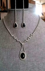 Vintage Black Cabochon Rhinestone Necklace & Dangle/drop Earrings. Glamorous