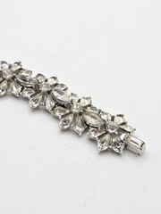 Crown Trifari Clear Rhinestone Flower Bracelet 6.5 In 1950’s