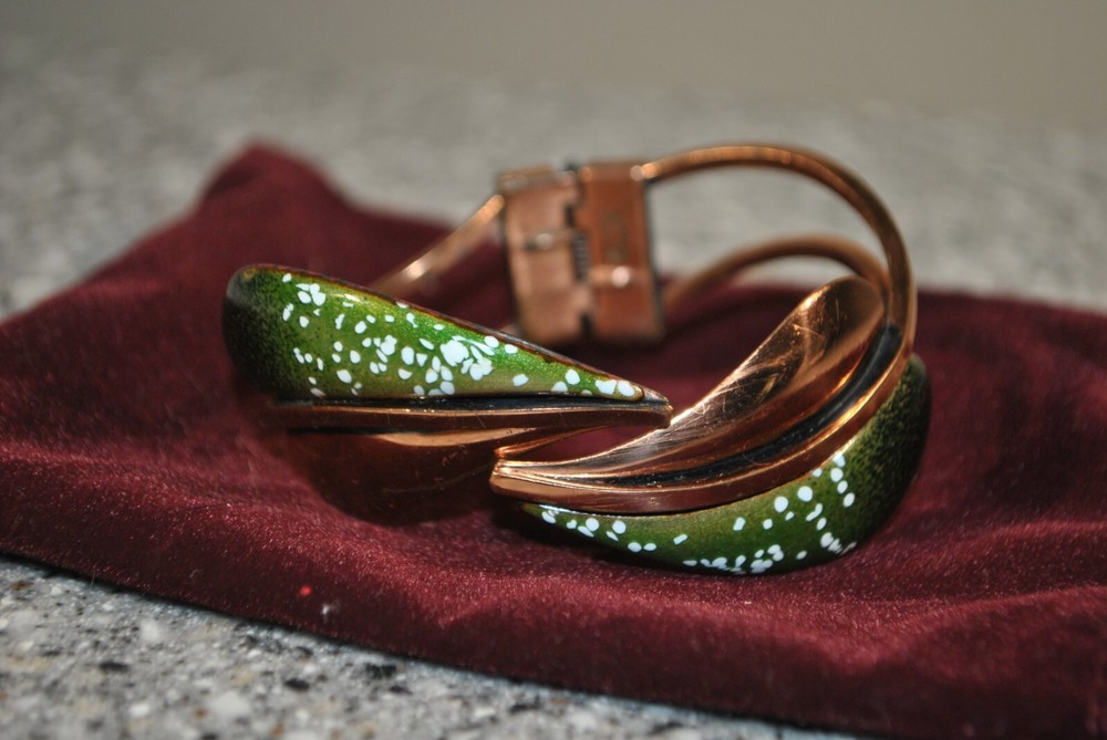 MCM Matisse Renoir Copper Green LEAF Enamel Bypass Hinged Cuff Bracelet