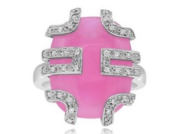 ESTATE .11CT DIAMOND & AAA PINK JADE 18KT WHITE GOLD OVAL & ROUND FUN RING