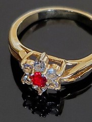 Vintage Good Quality Gold Tone Ring With Red Ruby Imitation & Clear CZ US Size 8