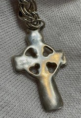 Vintage Sterling Silver Charm Bracelet with (5) Crosses 7” Long Look