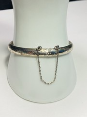 Vintage 925 Sterling Silver Hinged Bangle Bracelet 2.25″ Diameter, 8.1 grams