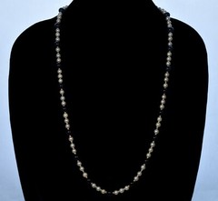 DRESSY 14K GOLD PEARL ONYX NECKLACE C.1950