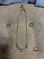 Vintage Neckless 16″ With Silver Hearts