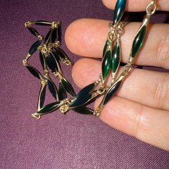 1970’s 26 in gold and green compound filled metal link chain necklace, unsigned