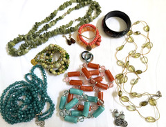 Vintage costume jewelry lot Faux Turquoise Coral Resin Plastic Bead Necklace Set