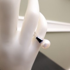 Art Deco ring QVC white pearl black crystals 925 sterling silver signet Size 5