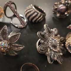 14pc Mixed Lot Vintage Style Rings & Stones, Gold & Silver Tone