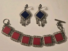 Vintage Celebrity N.Y Reversible Red Blue Enamel Bracelet + Clip Blue Earrings