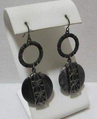 Vtg Gun Metal Black Wrapped Grey Lucite Disk Dangle Earrings Pierced