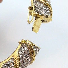 Ciner Signed Gold Tone Pave Rhinestone Crystal Hinge Clamp Bracelet 7.25in