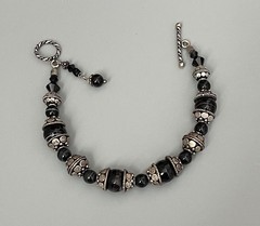 Vintage Silver Tone Metal & Onyx Black Beaded Toggle Bracelet Detailed 7”