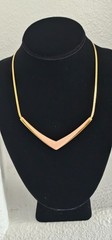 Vintage Trifari choker necklace gold tone metal with pink V charm 18”