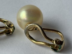 Ciner Vintage Faux 10mm Pearl Gold-Tone Clip-On Earrings Signed 0.6 Inches