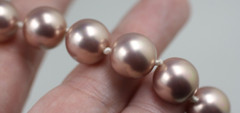 Fabulous lavender glass imitation faux pearl 12mm knotted strand necklace 19″