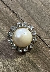 Vintage Faux Pearl Rhinestone Clip On Earrings Silver Tone 3/4”