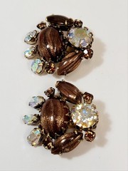 Vintage Schreiner Earrings Gold Flake Brown AB Topaz Rhinestone