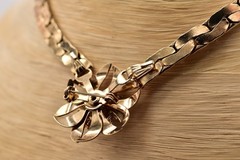 Vintage Flower Collar Choker Necklace Green Rhinestone Crystal Gold Chunky BinBN