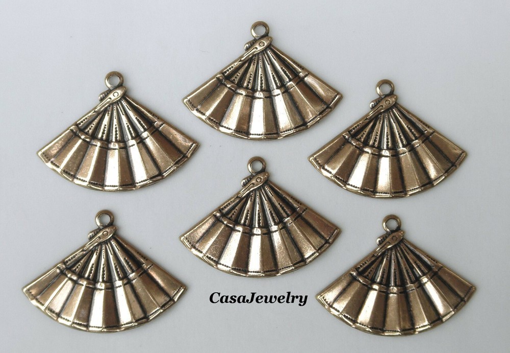 #3465 ANTIQUED GOLD PENDANT/ER FAN W/TOP HANG RING – 6 Pc Lot
