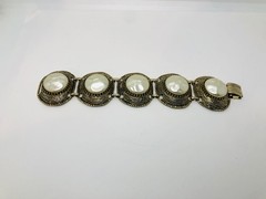 Vintage Beaded Simulated pearl Statement￼ bracelet 6 1/2 inches