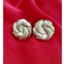 Genuine 14k Gold Earrings Round Swirl Genuine Yellow Gold 4.6 Grams Unique