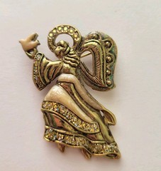 Vintage Signed AAI Angel Brooch Pin Enamel Rhinestone Dove 1 3/4″