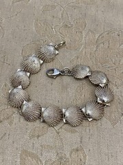 Vintage Gold Over Sterling Silver Designer Signed Touch Seashells Bracelet 7.25