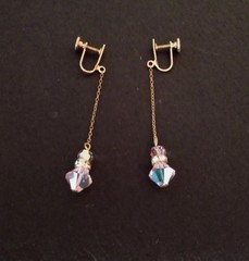 Vintage Goldtone Chain w/Pink Crystals & Rhinestones Dangle Screw Back Earring