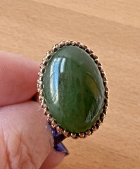 VINTAGE 10K YELLOW GOLD BIG OVAL GREEN NEPHRITE JADE JADEITE RING SOLID HEAVY
