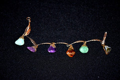 Vintage Silver Tone Feather Leaf and Assorted Gemstones Stone Bracelet 8”