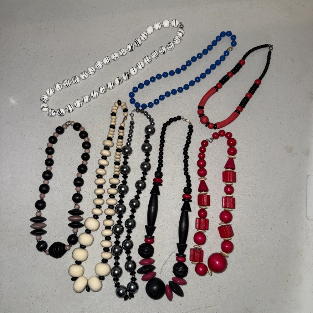 Vintage Lot Of 8 Big And Med. Beaded Necklaces Artsy Jewelry
