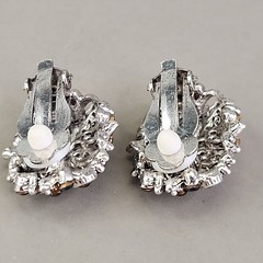 Vintage Rhinestone Clip On Earrings Blue Glass Oval Flower Silver Tone 1″
