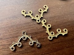 36 Vintage Gold Tone Connector Chandelier Findings 12x20mm Jewelry Making￼ lot
