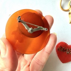 Antique NOVELTY BROOCH LOT Vintage 1940s 1950s Bakelite ? Wood Mother Heart Pin