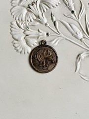 Antique Brass Good Luck to You medallion horseshoe clover lucky charm Equestrian
