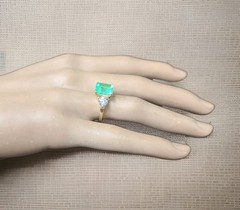 Vintage 14k Yellow Gold Engagement Ring 3.01CT. Natural Green Colombia Emerald