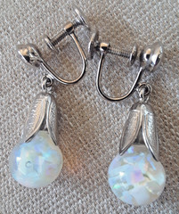 Vintage .925 Silver Opalite Floating Opal Chips In Glass Screw Back Earrings