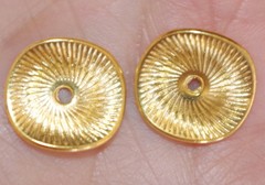 VINTAGE GORGEOUS DIAMOND CUT GOLD FILLED JACKETS FOR EARRINGS USE W ANY STUDS