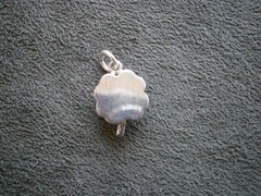 Lucky Four Leaf Clover Vintage Shiny Sterling Silver Crystal Charm Pendant 2.0g