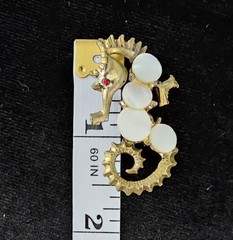 Vtg Nautical Brooch Lot Gold Tone Mother of Pearl Rhinestone Fish Seahorse Cameo