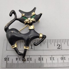 Black Cat Siamese Kitty Pin Figural Brooch Gold Tone Vintage 1970’s Halloween