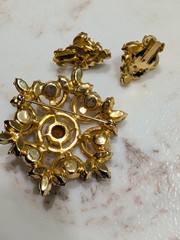 Juliana delizza pearl/rhinestone Brooch Earrings Set citrine Beautiful