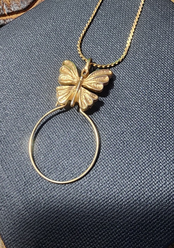 Vintage SARAH COVENTRY Signed Gold Tone Butterfly Hoop Charm Holder Necklace