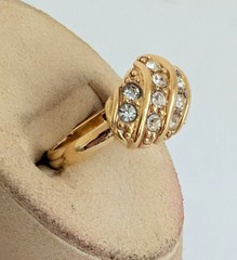 Vintage 80’s AVON Gold Tone Rhinestone Dome Cocktail Ring Sz 9.5