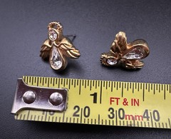 Avon Crystal Rhinestone Angel Pierced Earrings Nickel Free Studs Vintage 1990s