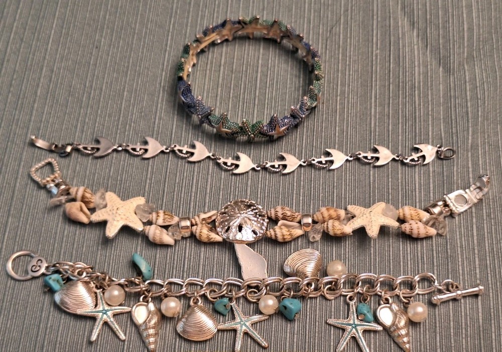 Vintage Girls Bracelets Ocean Theme Costume Dress Up Jewelry Lot Of 4