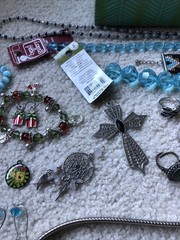 1 Pound + TEAL & SILVERTONED Jewelry Vtg Modern Lot Craft Junk Wearable Resell