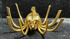 VTG 1930s-40s SPIDER BROOCH CHERRY RED BAKELITE & GOLD PLATED BRASS BODY MINTY!
