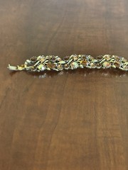 Vintage LISNER Gold-Tone Leaf Bracelet w/ Amber & Aurora Borealis Rhinestones